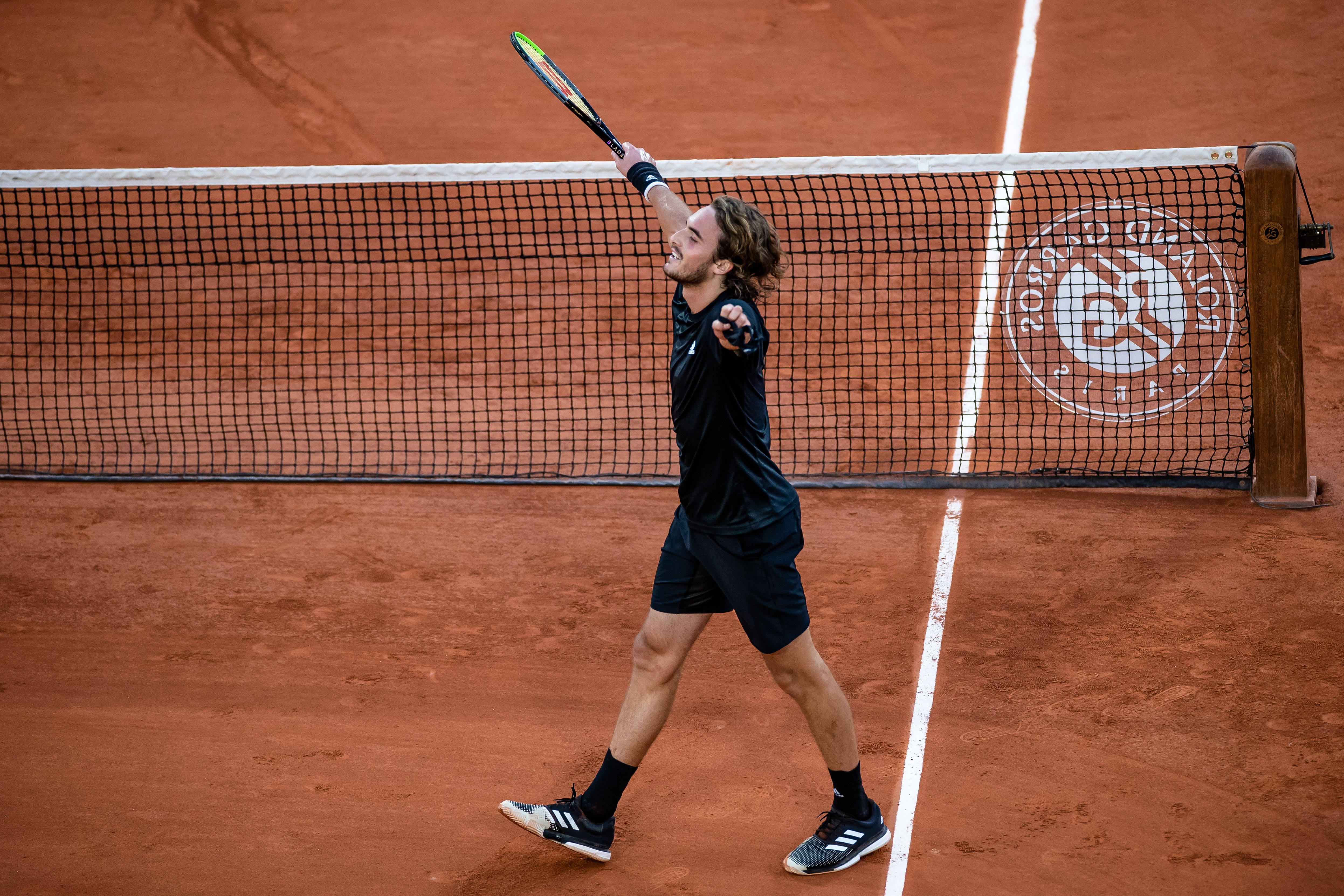 法网轻取拉沃尔杯，西西帕斯惊艳四座