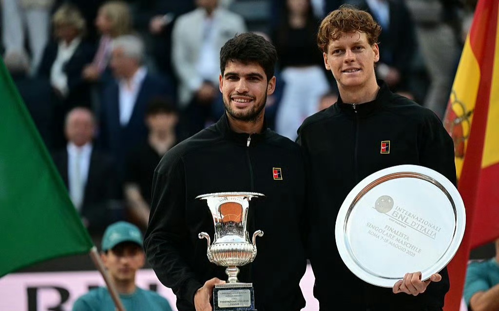 ATP总决赛翻盘蒙特卡洛大师赛，阿尔卡拉斯扛起全队