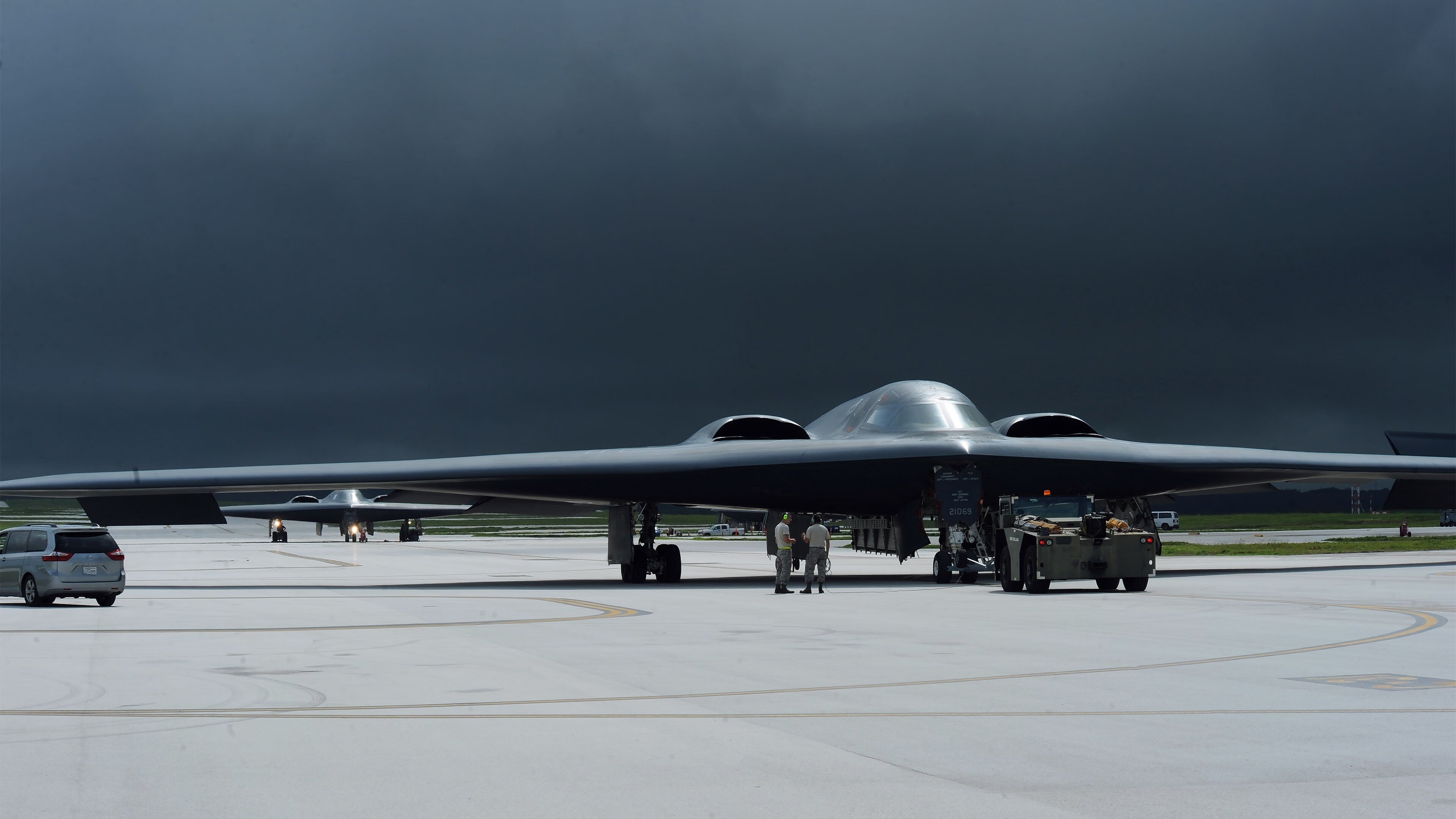 他不是在打球，而是在弹钢琴，哈利伯顿用一场比赛征服费城