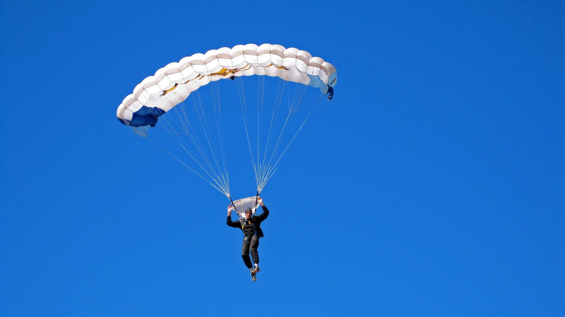 孔德神勇调度，多特蒙德爆冷击溃墨西哥劲旅