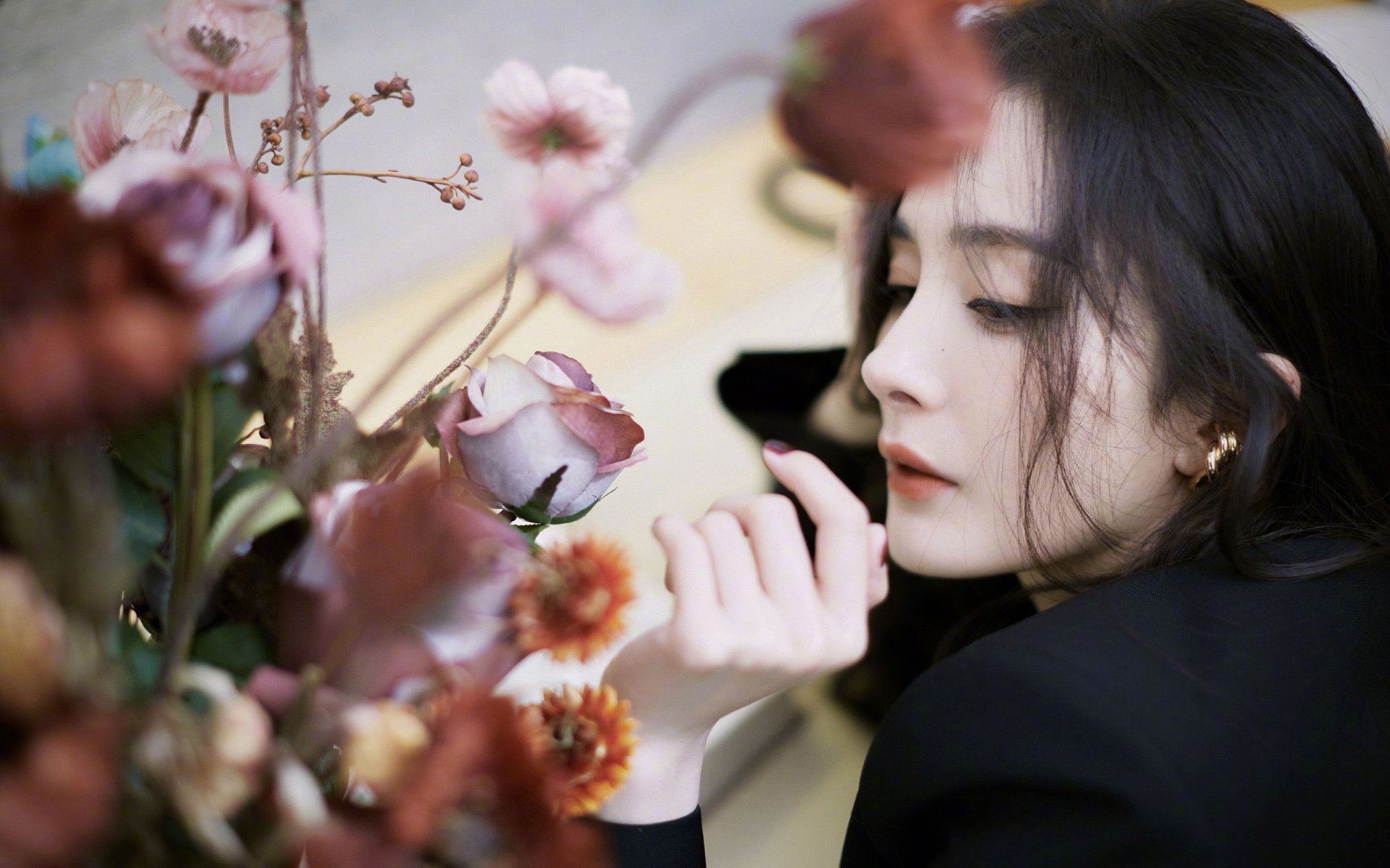 橙色郁金香凋零在安第斯山巅，德里赫特一锤定音，秘鲁关键战绝境突围荷兰