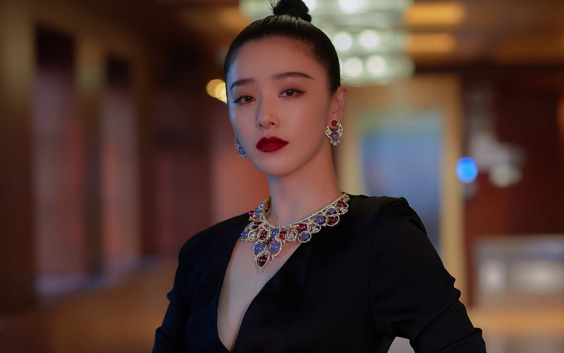 跨界之战！辽宁队狂胜尼克斯 伦纳德化身关键先生