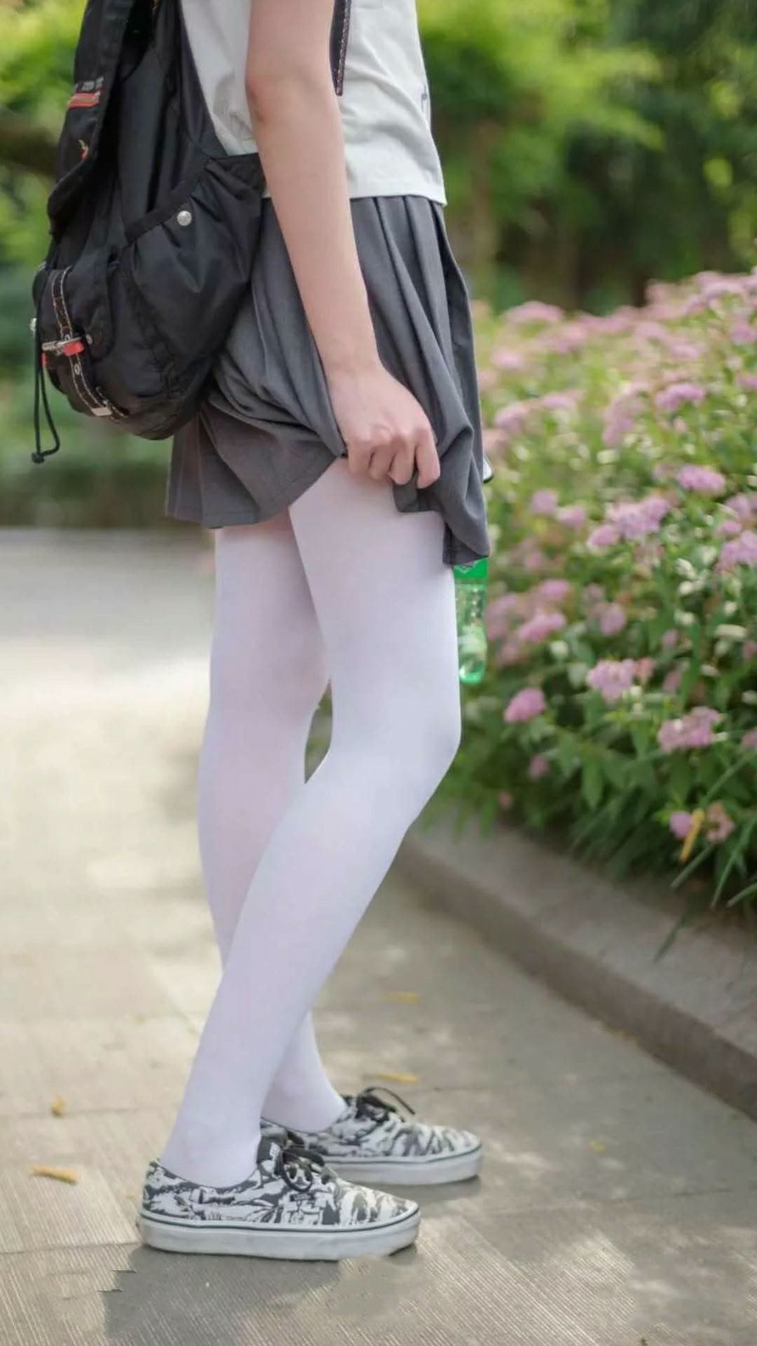 东方战场连胜终结，西方舞台死神降临，活塞连击与库里接管背后的篮球真理