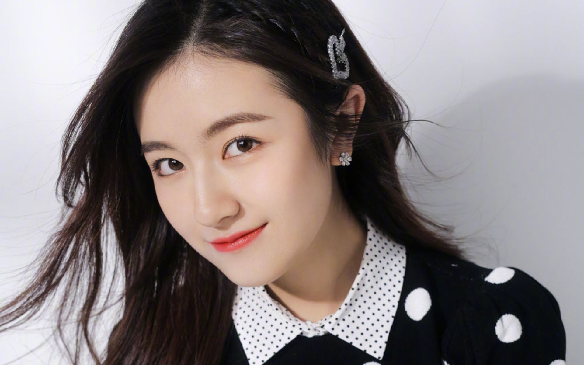 阿拉巴一锤定音，乌克兰力克几内亚稳握出线主动权