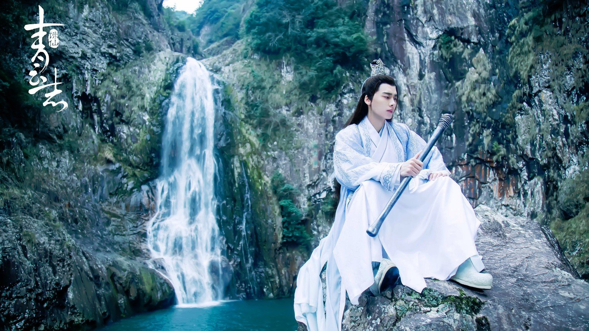 富安健洋防守端锁死对手，阿尔克马尔欧联杯力克皇家社会