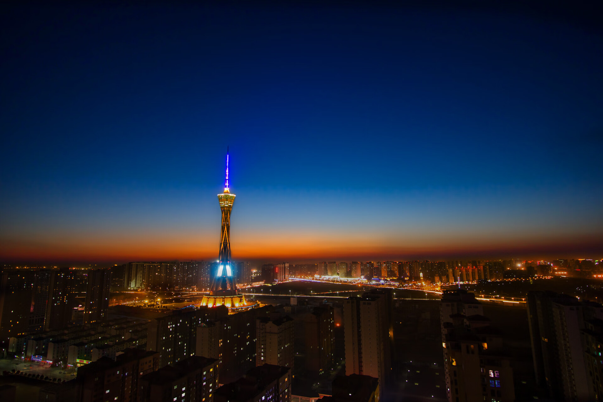 血月高悬，美加墨世界杯之夜，杜兰特于无声处听惊雷