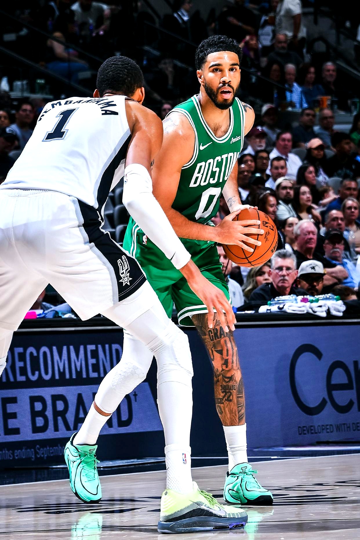 浓眉个人能力完全展现，马刺淘汰凯尔特人